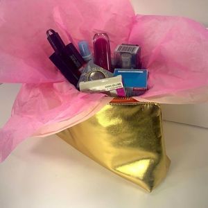 Makeup mystery bag ! Face ,eyes ,lips and more .